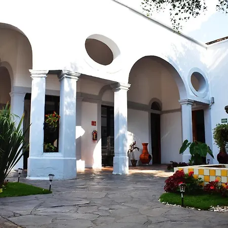Tlaquepaque Pueblito-3