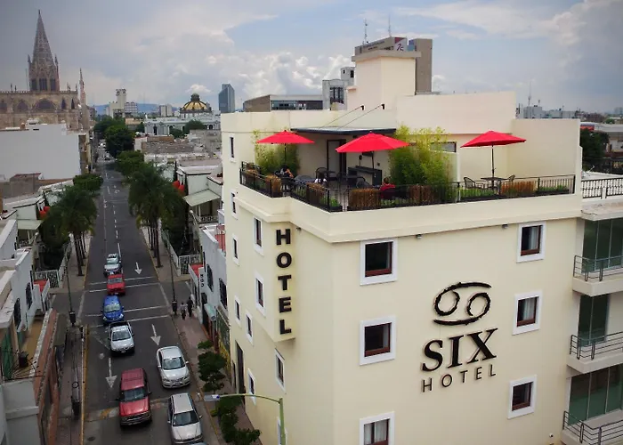 Six Hotel Guadalajara Expiatorio
